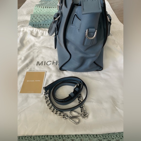 MK Hamilton Satchel bag ❤️⭐️ with lock & key, and dust bag - Picture 2 of 5